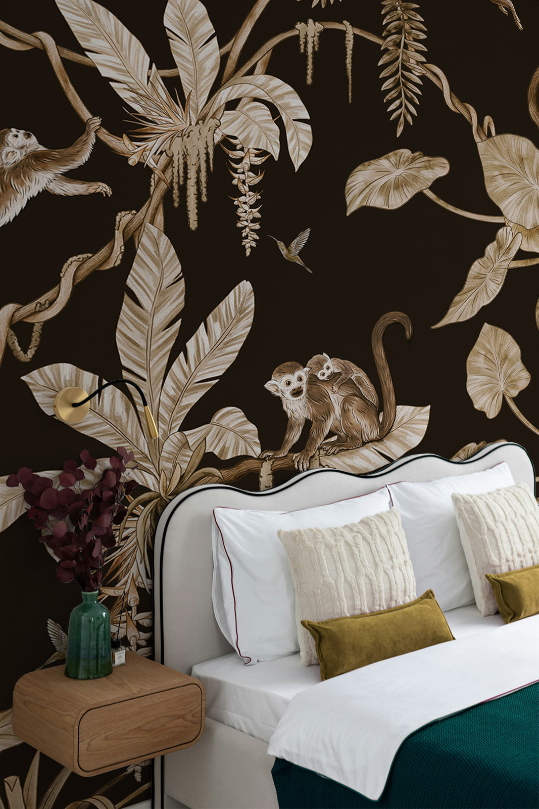 Troopiline sviit – must