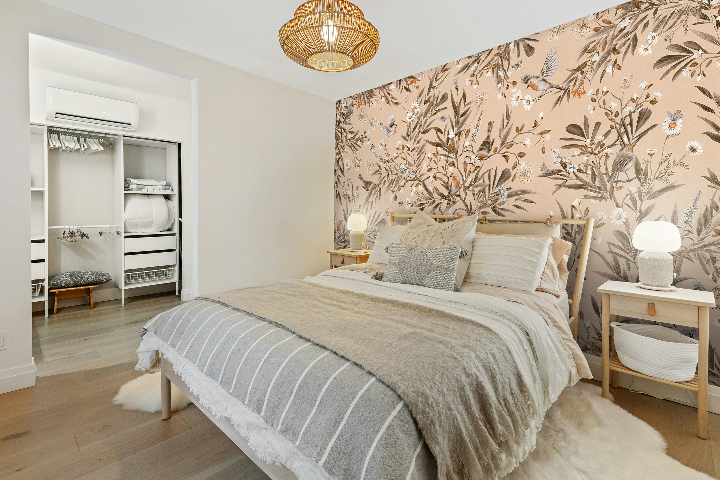 Playful Robins Vintage – Beige