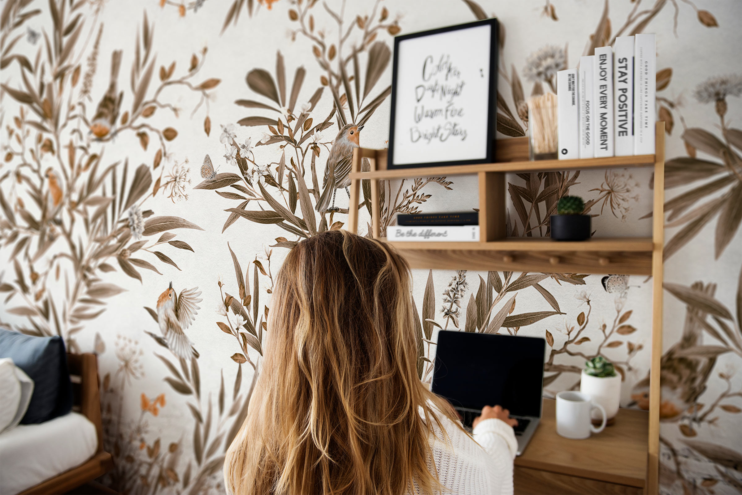 Playful Robins Vintage – White