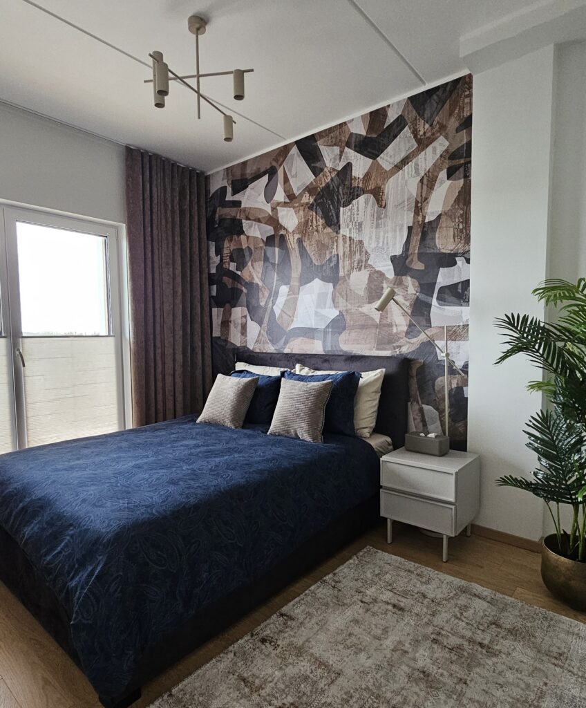 Magamistoa pruunides toonides tapeet Uitpuit