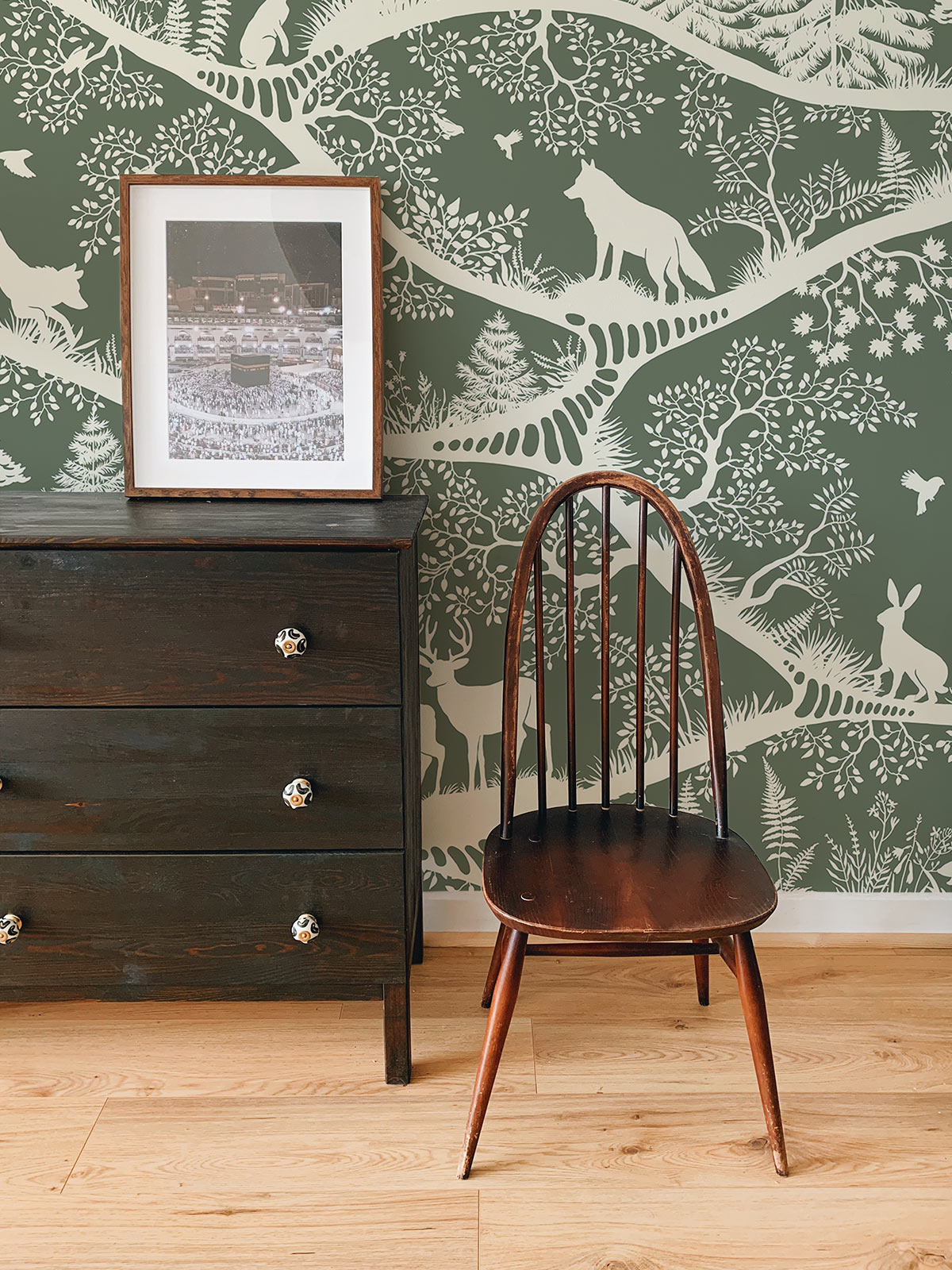 Nordic Nature in Green-White