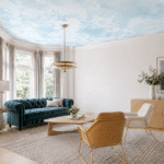 Pilved seinal ja laes: tapeet, mis toob tuppa avarust ja meeleolu