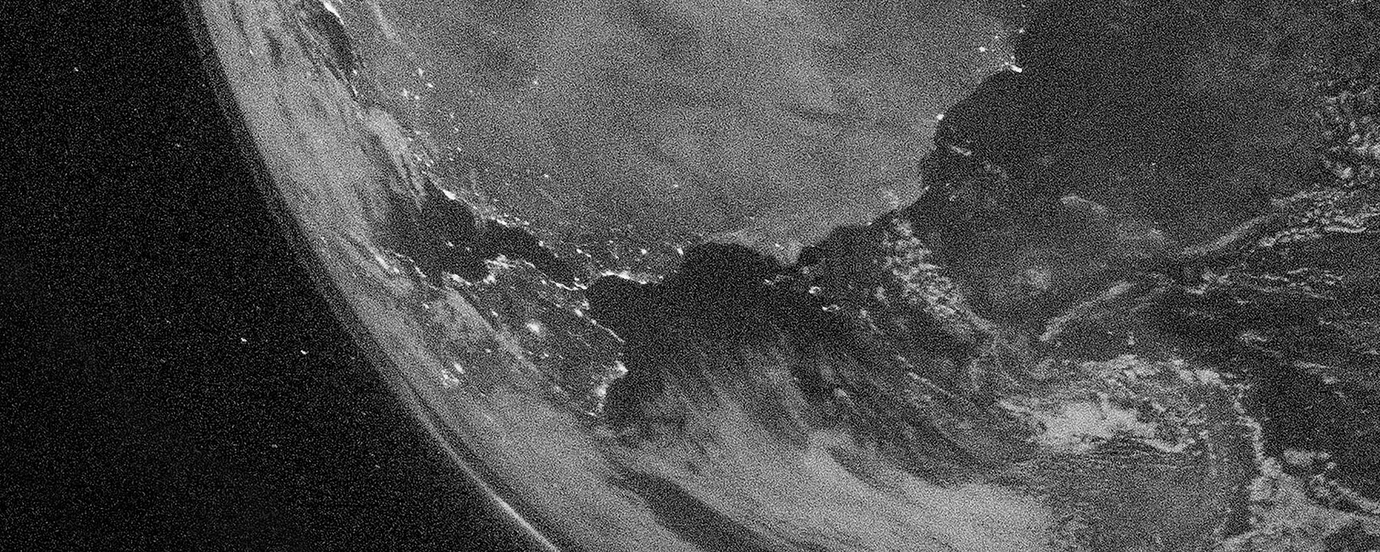 Fototapeet Tere, Maa – mustvalge