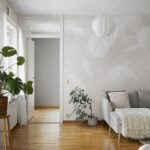 Falling Feathers – Light Grey